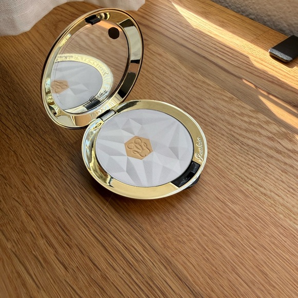 GUERLAIN Parure Gold setting powder - Picture 5 of 5